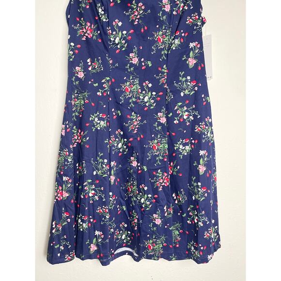 NWT Chetta B Women's Shift Fit Midi Dress Blue 10 Strawberry Floral Novelty Chic - Picture 7 of 16